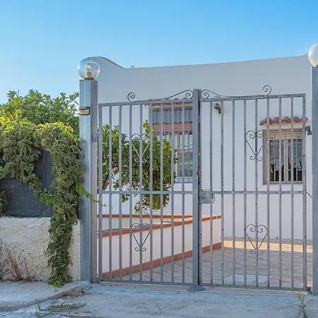 Plemmirium Ondosum Villa *
