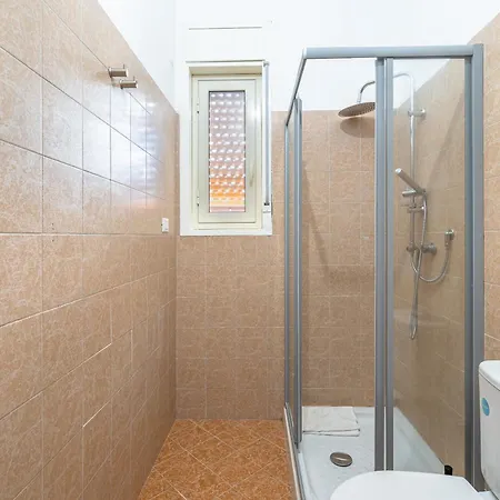 Plemmirium Ondosum Villa